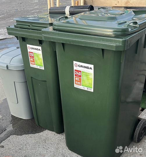 Мусорный бак на калесах