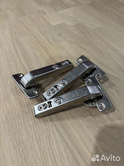 Мебельная петля boyard h7 4202