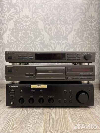 CD- проигрыватель и тюнер