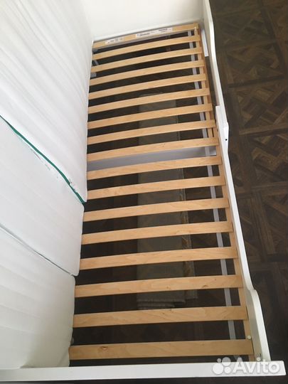 Детская кровать с матрасом IKEA