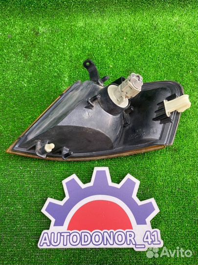 Габарит передний правый Nissan Ad vhny11 QG18DE