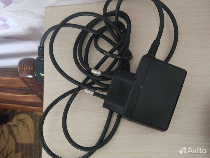 Зарядное устройство