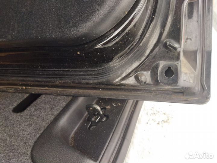 Пинин заднея дверь pajero pinin