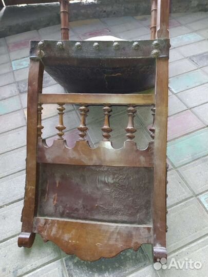 Антикварный стул