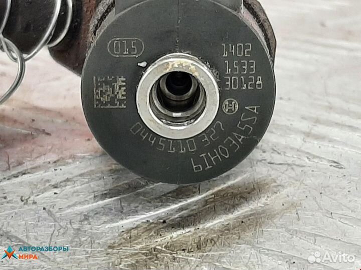 Форсунка Opel Insignia (A) 2013 55566050