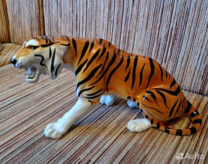 Фарфоровые тигры лфз