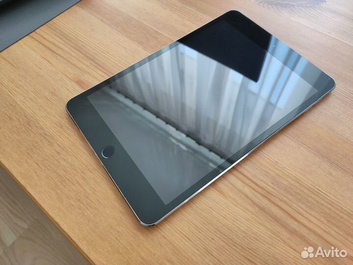 iPad mini 4 64Gb Wi-Fi + Cellular