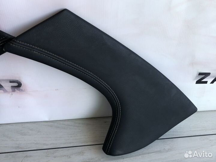 Infiniti Q70/M37/M25/M56 Накладка торпеды