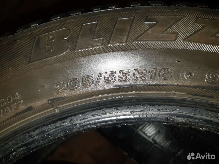 Bridgestone Blizzak Revo GZ 205/55 R16