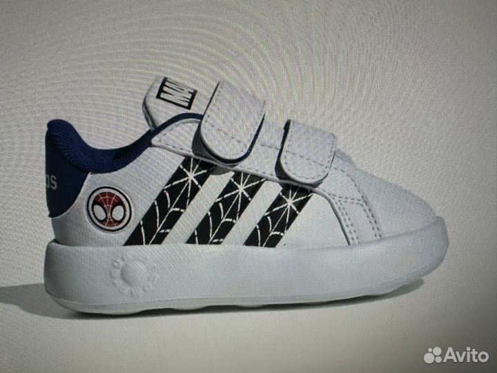 Кроссовки adidas Grand Court Marvel spider-man