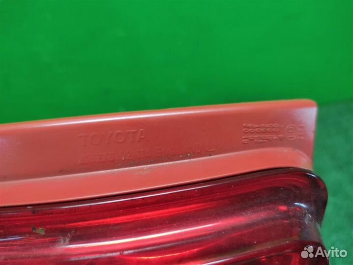 Фонарь задний наружный левый Toyota Auris E150 20
