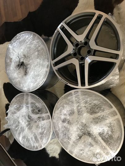 Диски R20 AMG оригинал