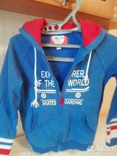 Костюм спортивнвй