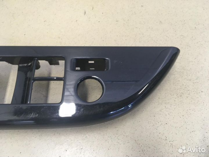 Накладка блока управления стеклоподъемниками Hi Lu