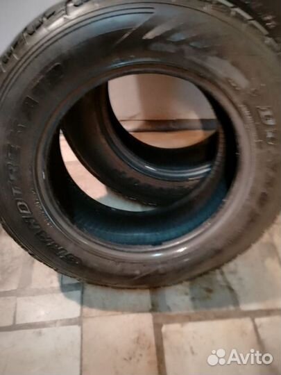 Dunlop Grandtrek AT2 245/65 R17