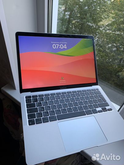 Macbook Air M1 16/256gb