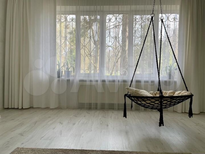 3-к. квартира, 103 м², 1/9 эт.