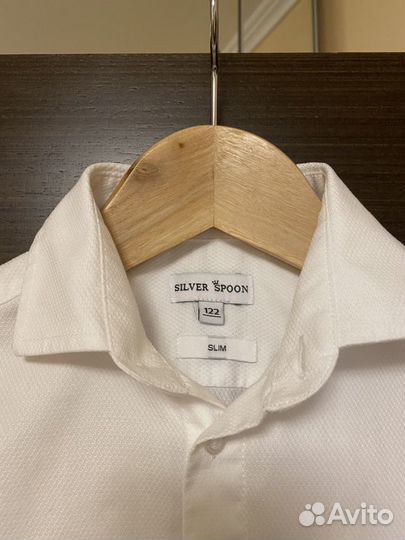 Продаю брюки жилетка рубашка