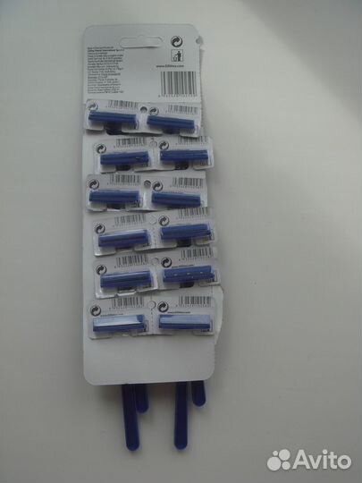 12 шт бритвенных станков новые (одноразовые)