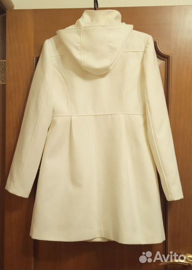 Пальто женское демисезонное с капюшоном 48