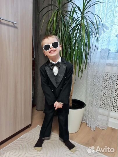 Костюм тройка для мальчика