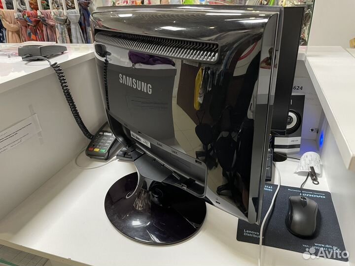 Монитор Samsung SyncMaster T200GN 20