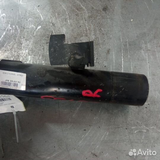 Амортизатор передний правый Mazda 3 BK 2003-2009