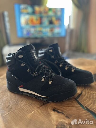 Ботинки женские adidas terrex