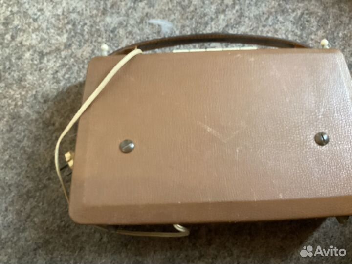 Радиоприемник Grundig Concert-Boy transistor 200