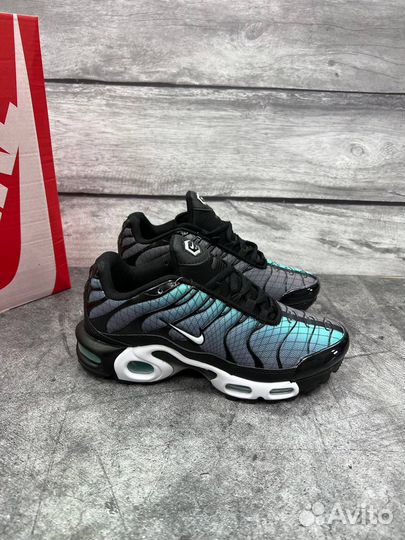 Кроссовки nike air max tn plus женские