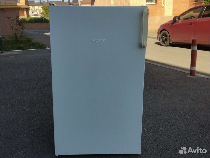 Холодильник маленький