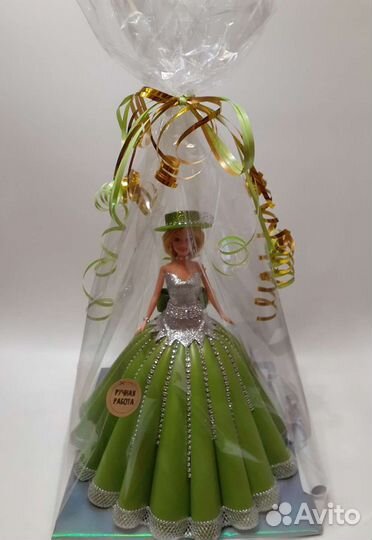 Кукла барби светится