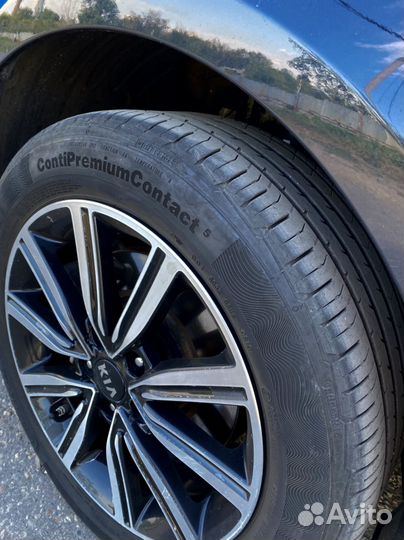 Continental ContiPremiumContact 5 215/55 R17