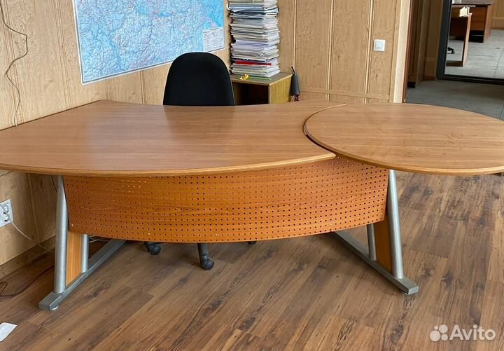 Офисный стол для руководителя бу