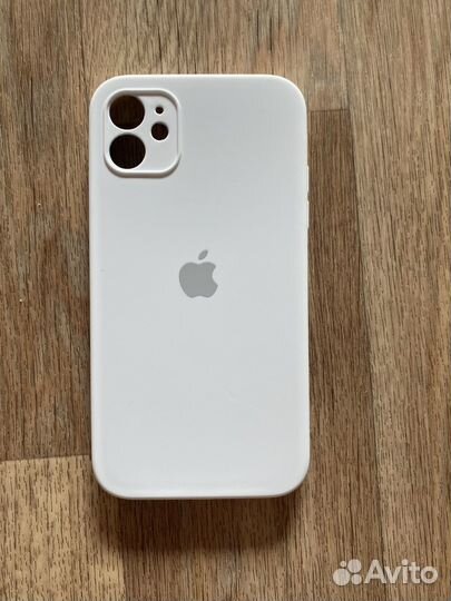 Белый чехол на айфон 11 силиконовый (Новый)