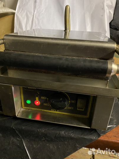 Вафельница Roller Grill GES 30