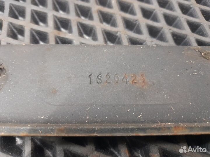 Кронштейн решетки радиатора Volvo FH, Volvo FM