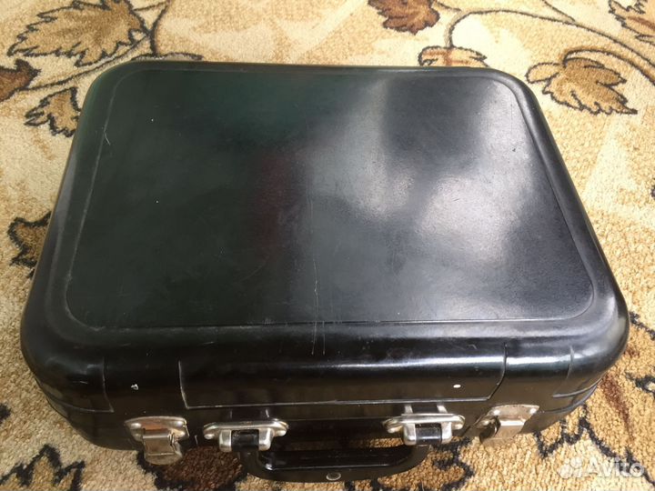 Виниловый проигрыватель