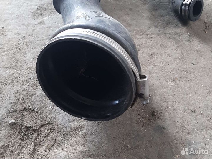 Патрубок воздушный Ford C-Max 1.8 tdci