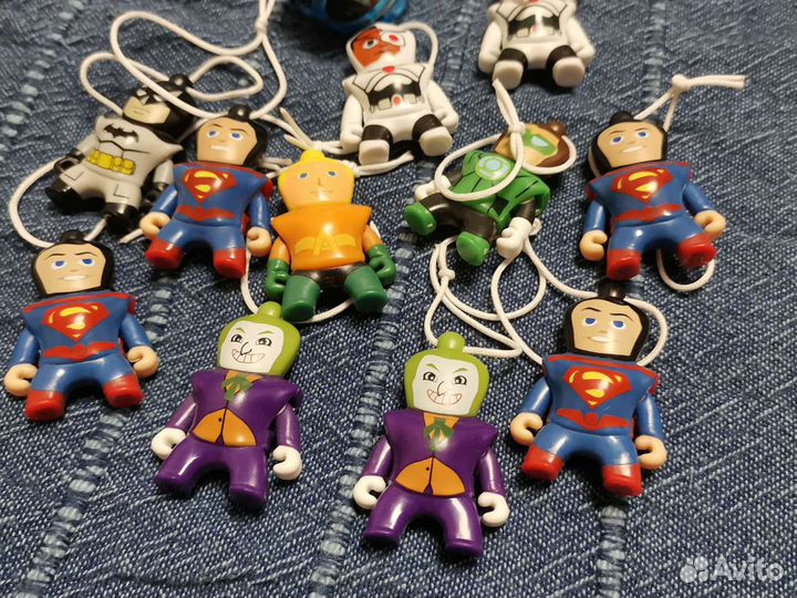 Брелок марвел marvel киндер сюрприз