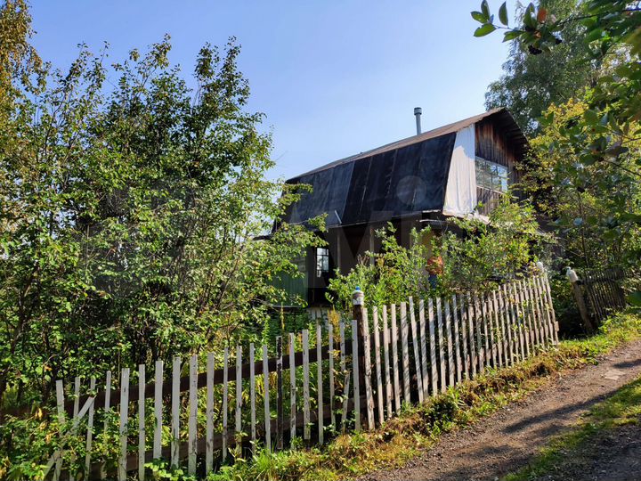 Дача 25 м² на участке 6 сот.