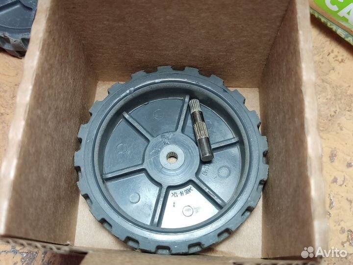 Колесо Irobot Roomba