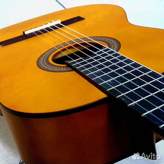 Гитара акустическая