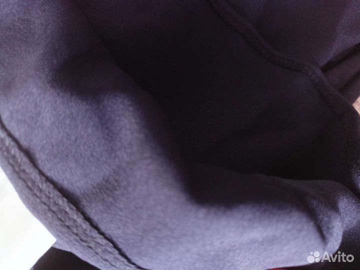 Брючный костюм школьный новый