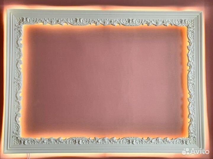 Парящая картина