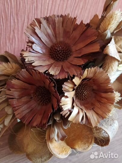 Композиция из сухоцветов