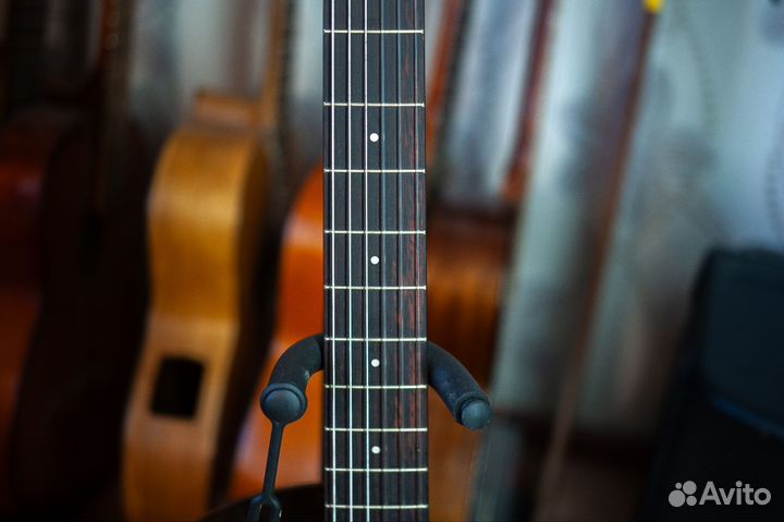 Гитара классическая (акустическая)