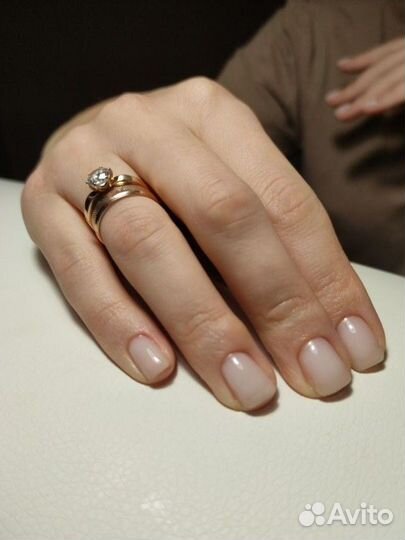 Маникюр,наращивание ногтей