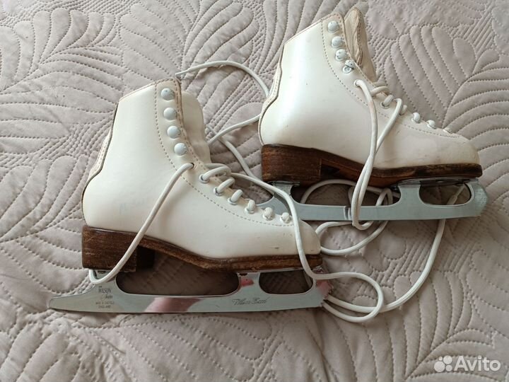 Фигурные коньки wifa 30