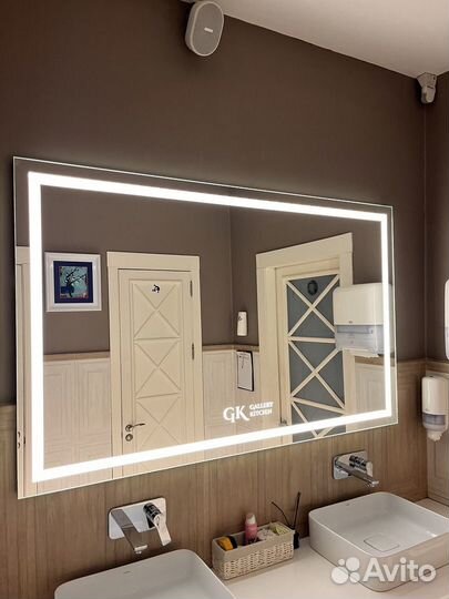 Зеркало с подстветкой